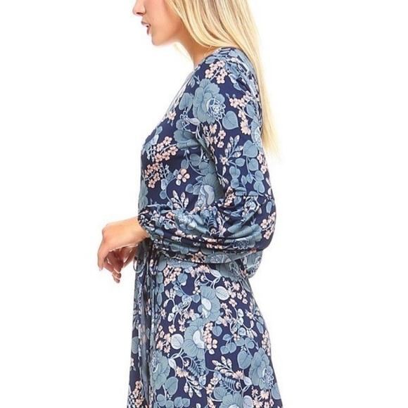 2 Hearts Navy Blue Floral Dress - Picture 3 of 6